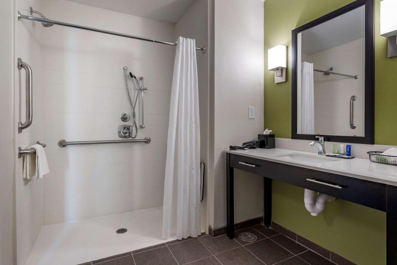 Sleep Inn & Suites Crosby Esterno foto