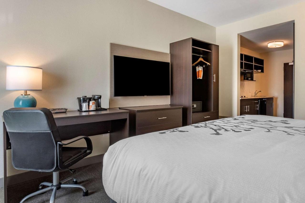 Sleep Inn & Suites Crosby Esterno foto